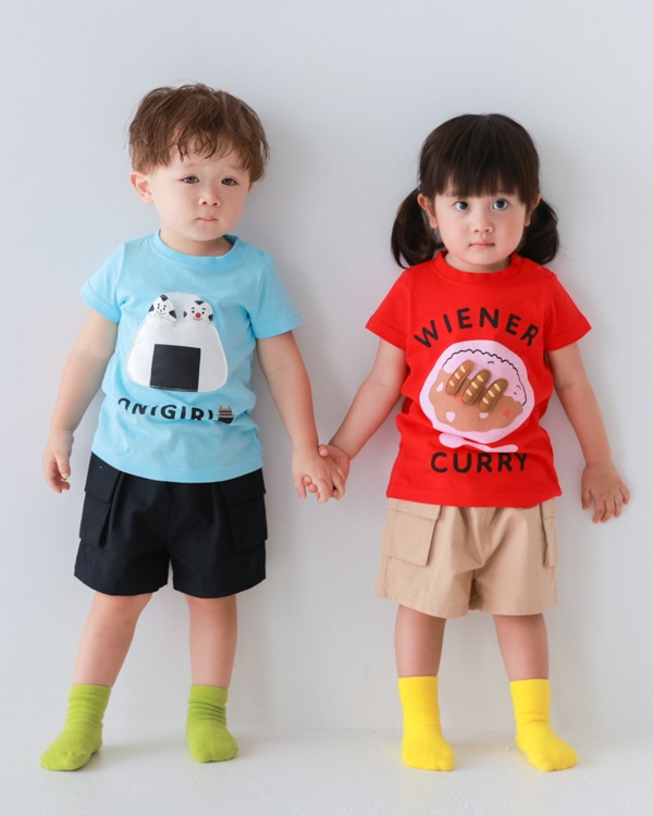 【チークルーム】ウインナーカレー Tシャツ / レッド