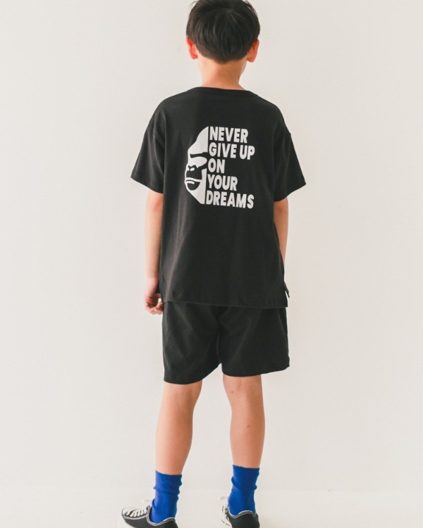 【ジーンズベー】GROW EVERY DAY Tシャツ / ブラック