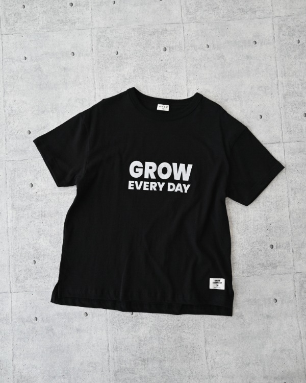 【ジーンズベー】GROW EVERY DAY Tシャツ / ブラック