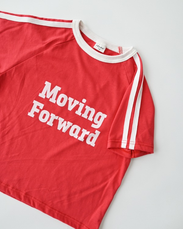 【ジーンズベー】MOVING LINE Tシャツ / レッド