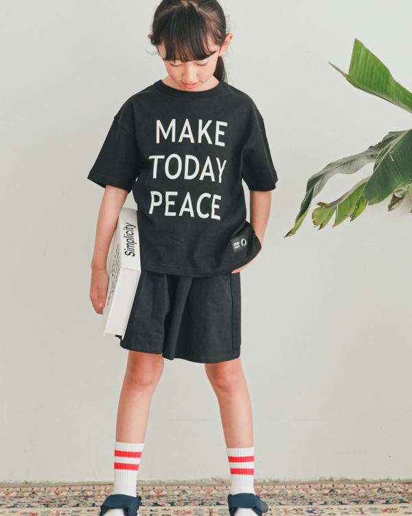 【ゼロスタンダード】MAKE TODAY PEACE Tシャツ / ブラック