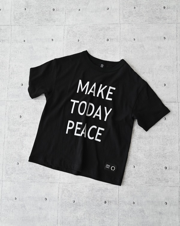 【ゼロスタンダード】MAKE TODAY PEACE Tシャツ / ブラック