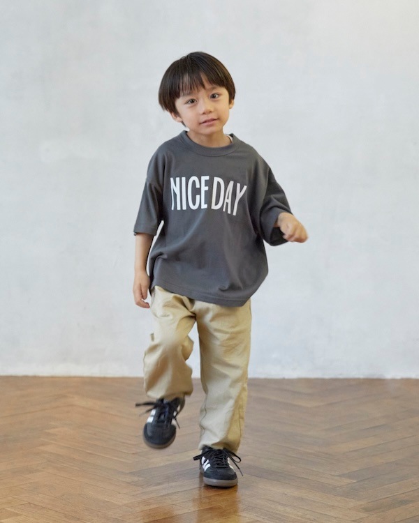 【26PS】NICE DAY Tシャツ / チャコールグレー