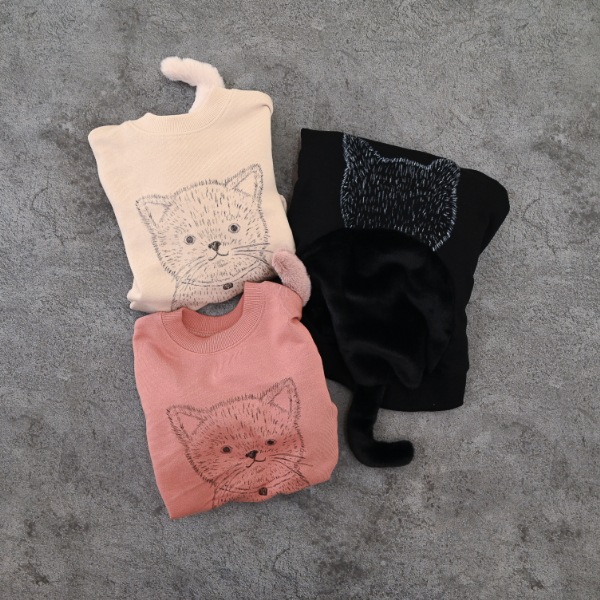 【25FW】ねこ トレーナー / ブラック