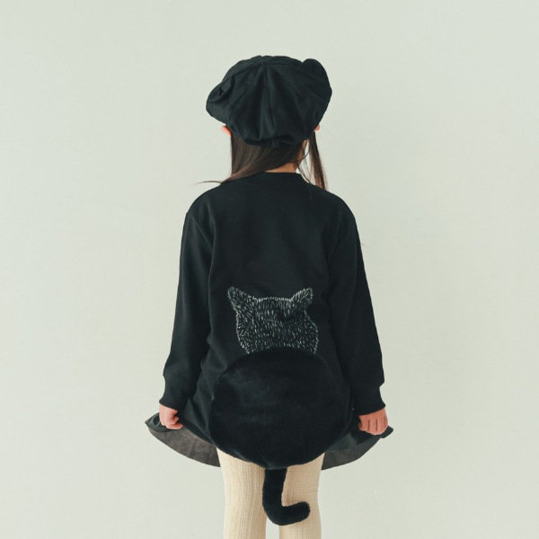 【25FW】ねこ トレーナー / ブラック