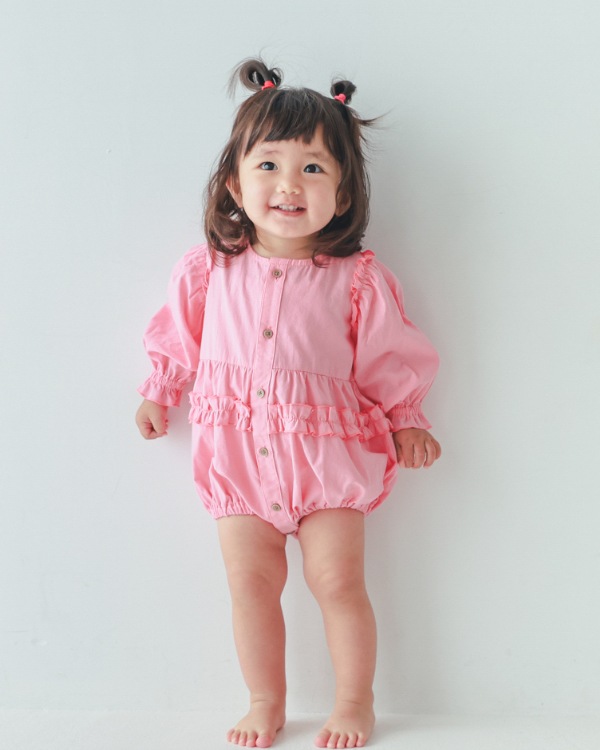 【エヌエイチティー】フリルロンパース / ピンク