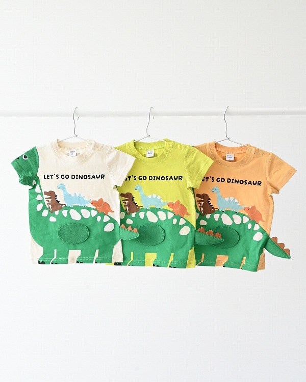 【チークルーム】恐竜のお散歩 Tシャツ / ライトグリーン  
