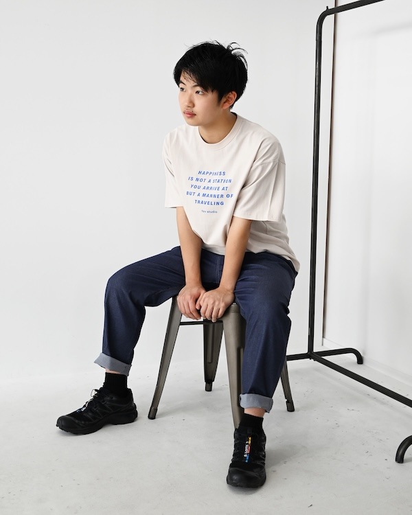 【フォブ】HAPPINESS Tシャツ / サンド