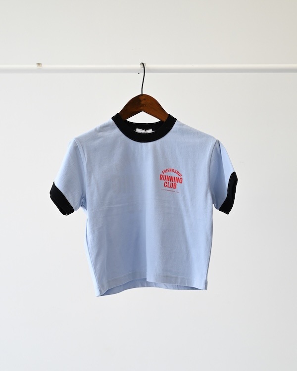【フォブ】RUNNING CLUB Tシャツ / サックス