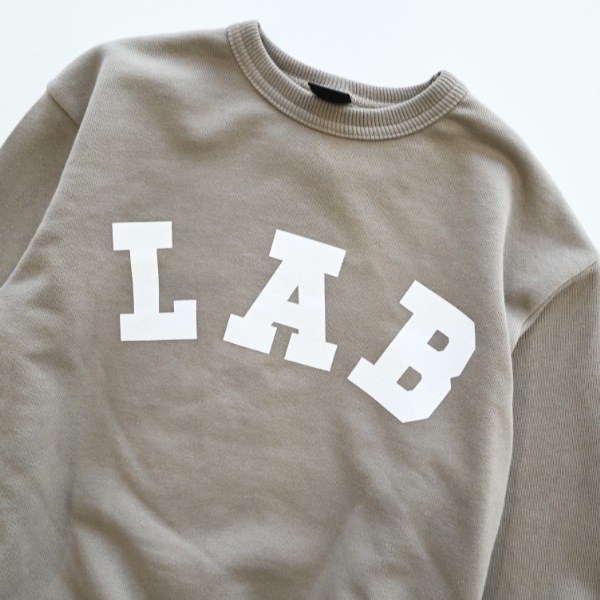 【25FW】LAB トレーナー / ベージュ