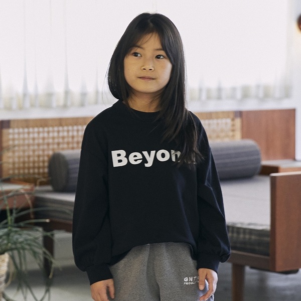 【25FW】Beyond L/S Tシャツ / ブラック