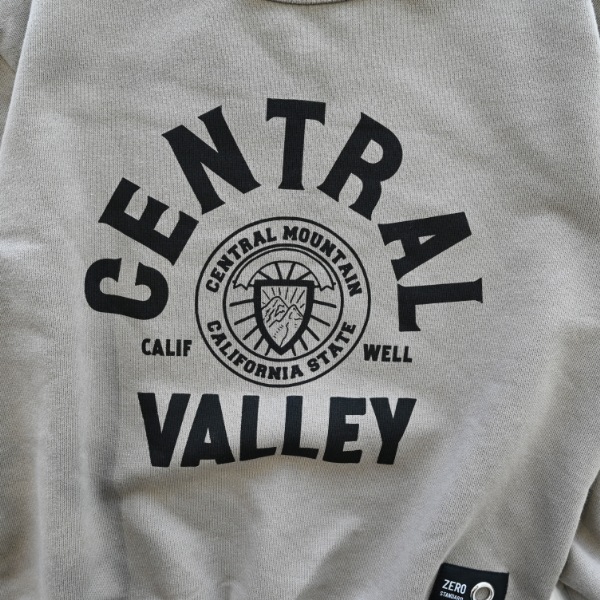 【25FW】CENTRAL トレーナー / ベージュ