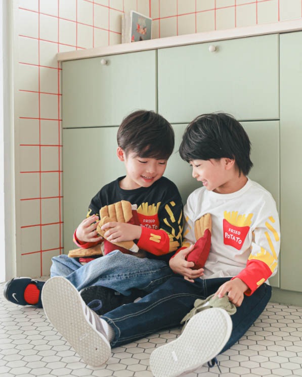 【ニコフラート】ポテト袖ロングＴシャツ / ブラック