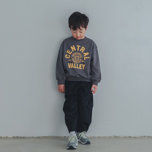 【25FW】CENTRAL トレーナー / チャコールグレー