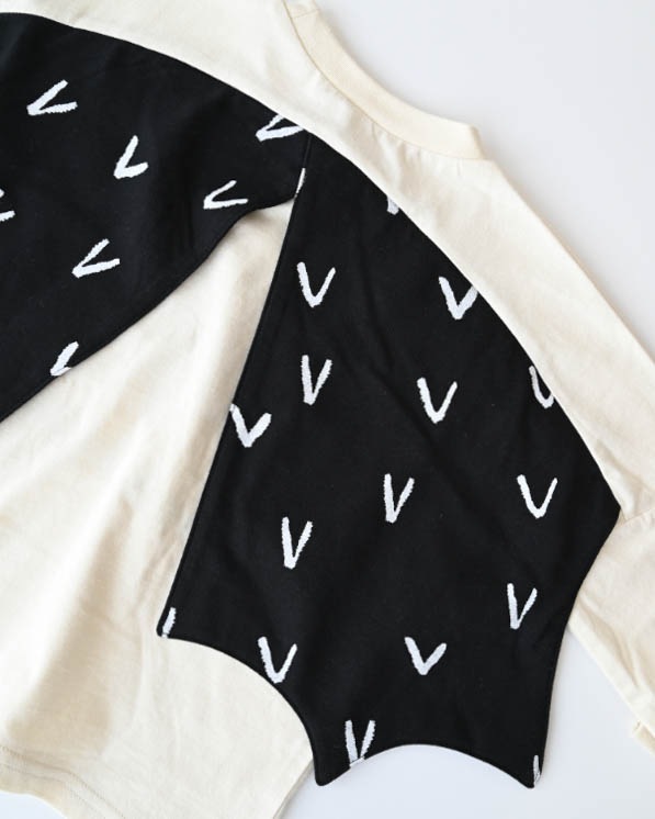 【ニコフラート】プテラノドンロングＴシャツ / アイボリー