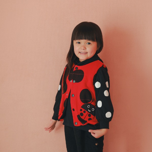 【25FW】てんとう虫 ベスト / レッド