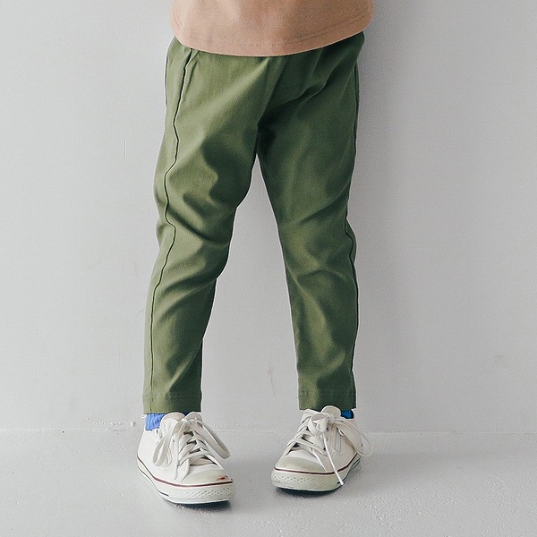 【定番】テーパードスリムパンツ/ カーキ