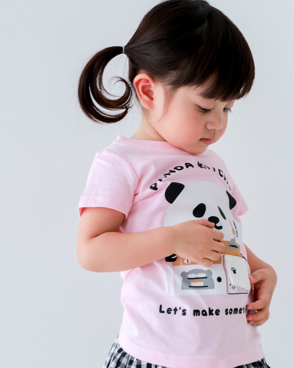 【チークルーム】パンダキッチン Tシャツ / ピンク