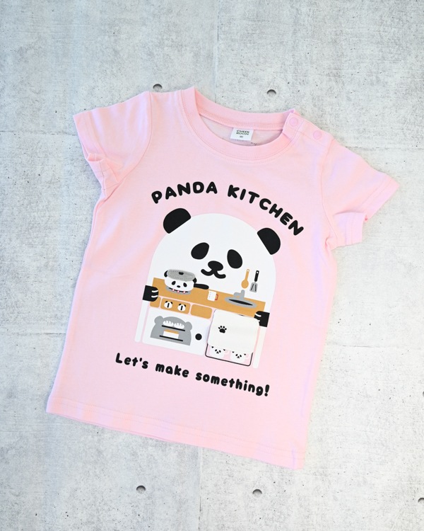 【チークルーム】パンダキッチン Tシャツ / ピンク