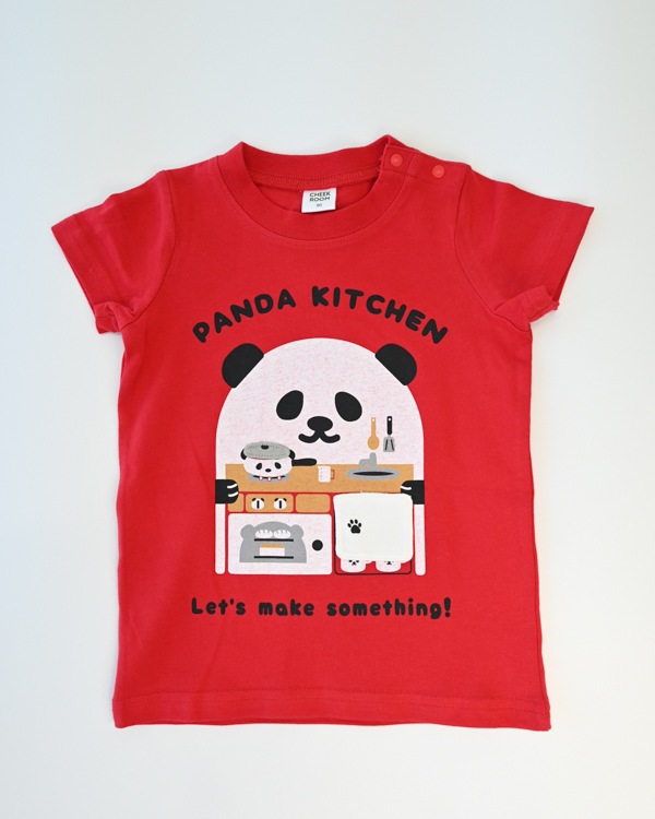 【チークルーム】パンダキッチン Tシャツ / レッド