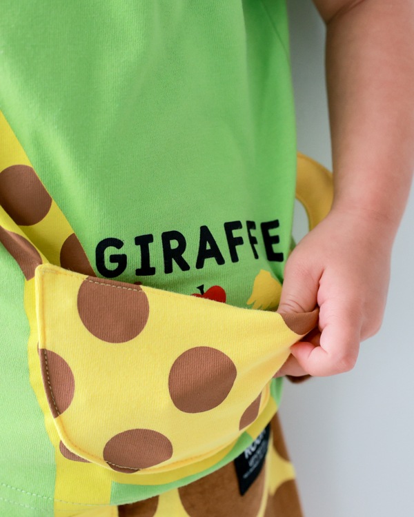 【チークルーム】きりんポシェット Tシャツ / グリーン