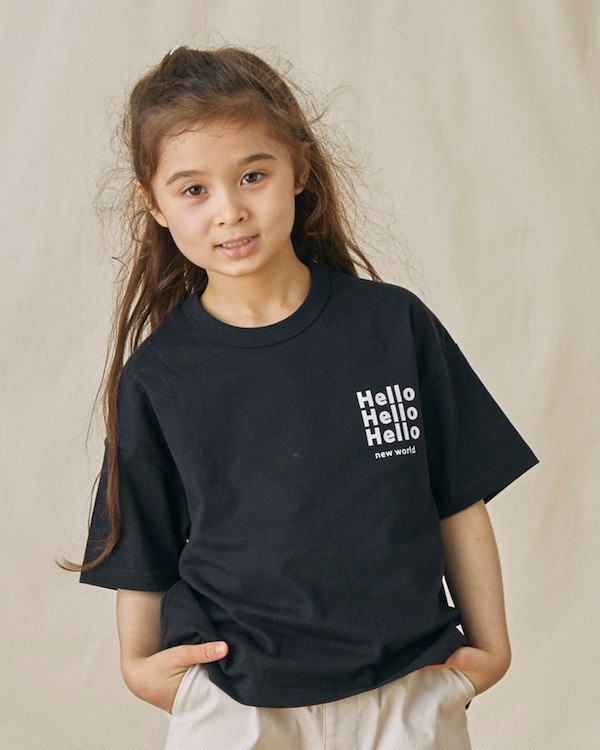 【フォブ】Hello Tシャツ / ブラック