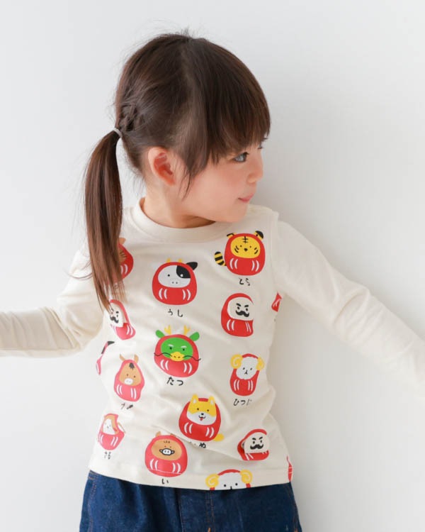【チークルーム】干支だるまロングＴシャツ / アイボリー