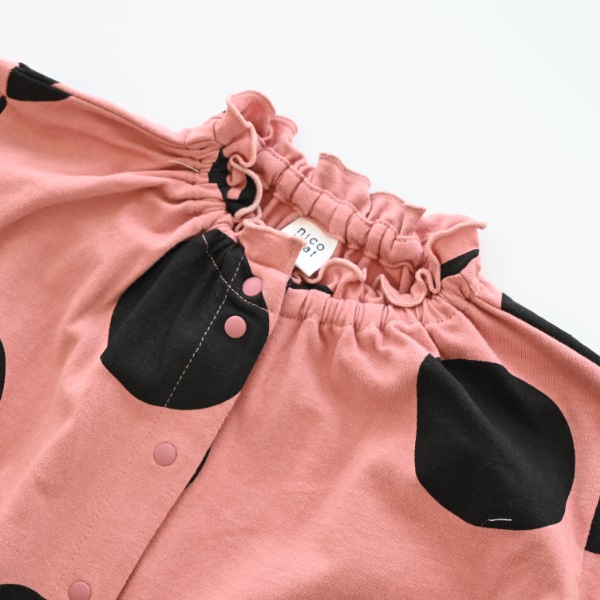 【25FW】アラカルト フリルロンパース / カメオブラウン