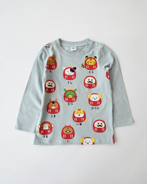 【チークルーム】干支だるまロングＴシャツ / サックス
