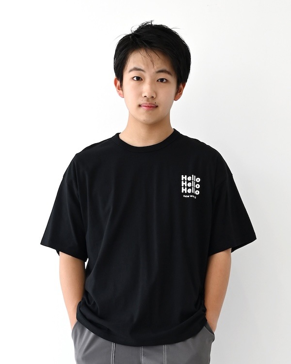 【フォブ】Hello Tシャツ / ブラック