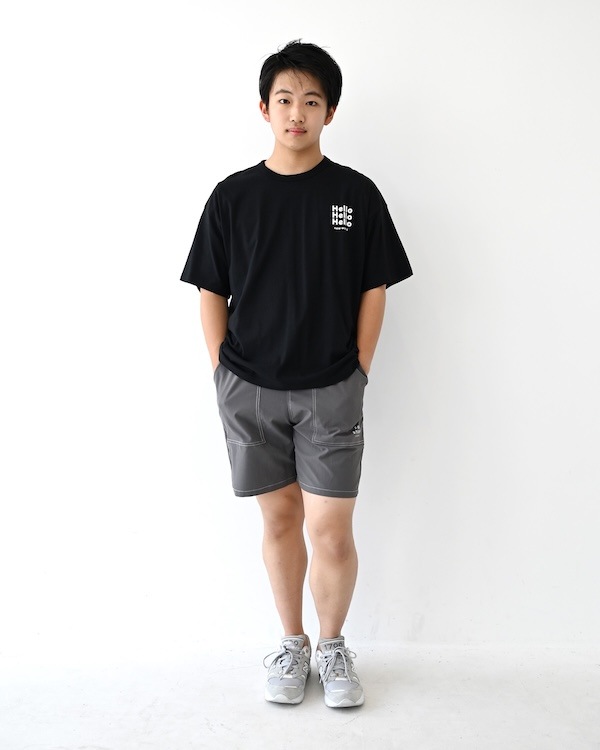 【フォブ】Hello Tシャツ / ブラック