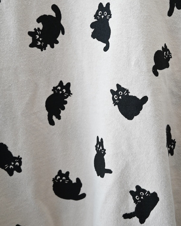 【フォブ】F/B 総柄 Tシャツ / サンド