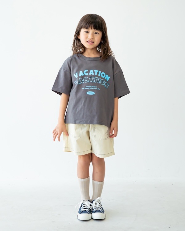 【フォブ】VACATION Tシャツ / チャコールグレー  