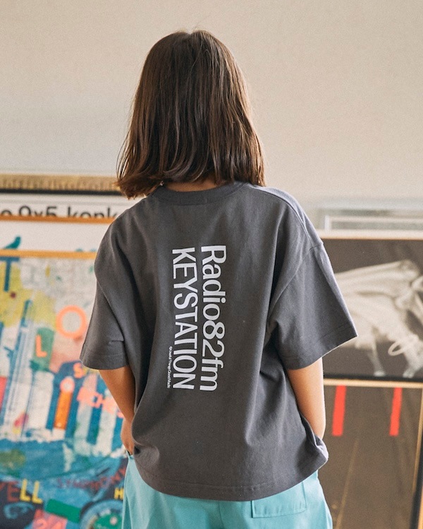 【ジェネレーター】Radio Tシャツ / チャコールグレー