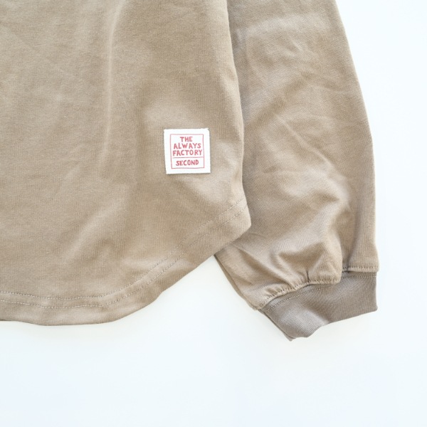 【25FW】GO TO TRIP ロングＴシャツ / ベージュ