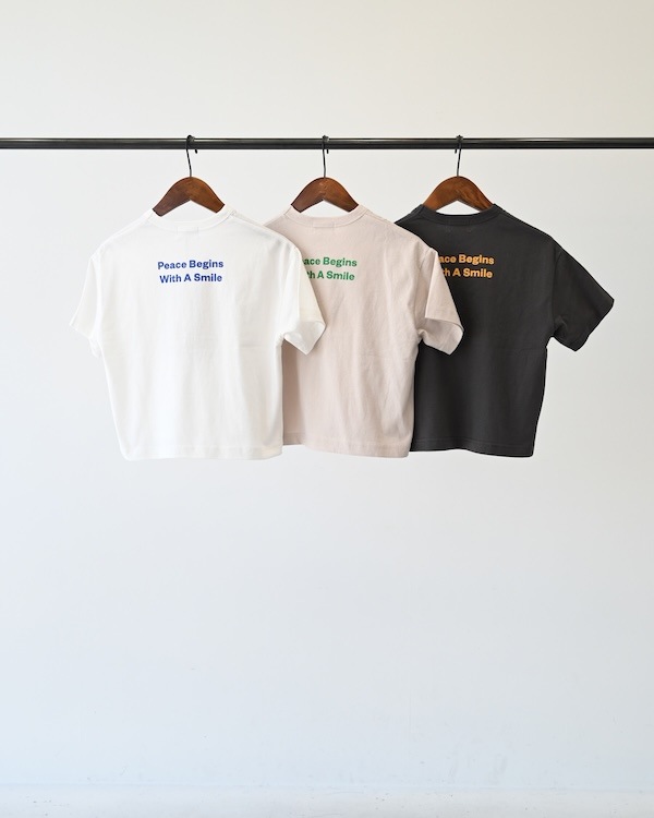 【ジェネレーター】Peace Begins Tシャツ / ホワイト