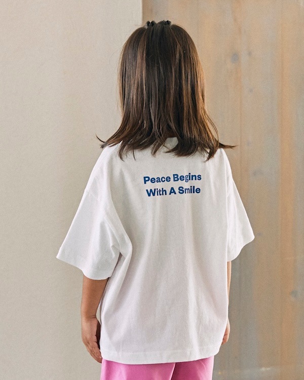 【ジェネレーター】Peace Begins Tシャツ / ホワイト