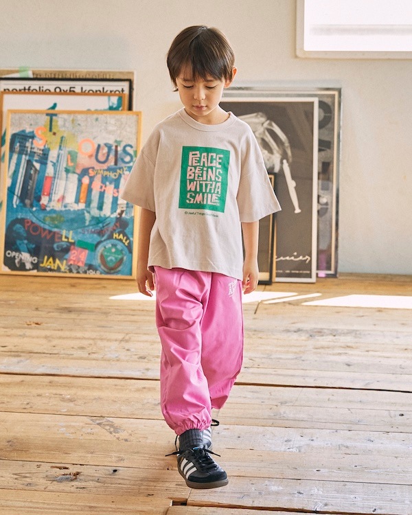 【ジェネレーター】Peace Begins Tシャツ / サンド