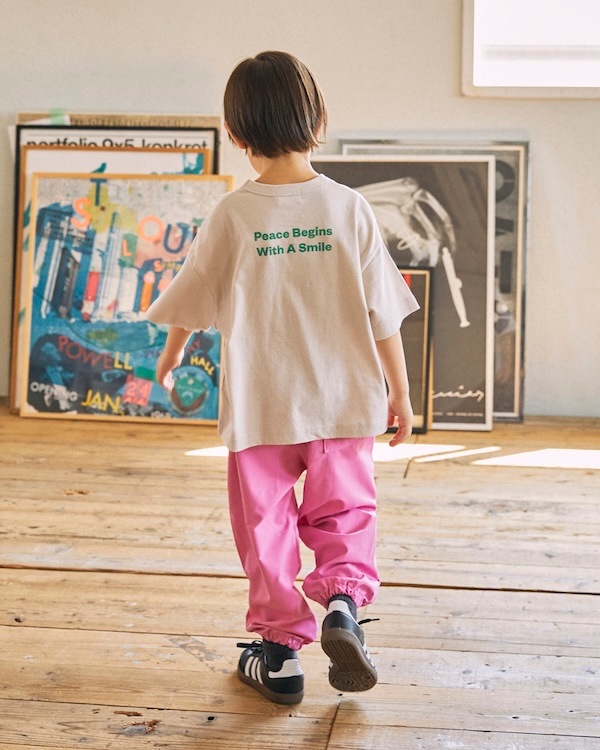 【ジェネレーター】Peace Begins Tシャツ / サンド