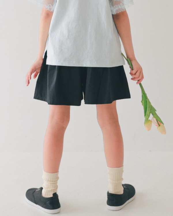 【エヌエイチティー】タック ショートパンツ / ブラック