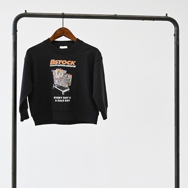 【25FW】WHOLESOME トレーナー / ブラック