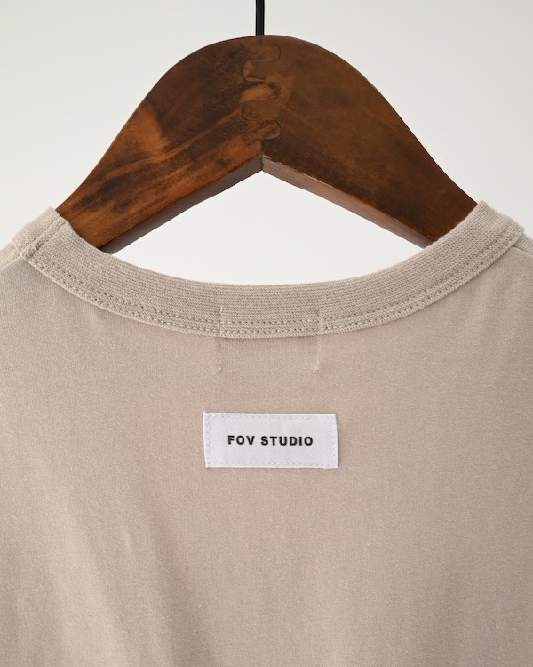 【フォブ】POST Tシャツ / グレージュ  