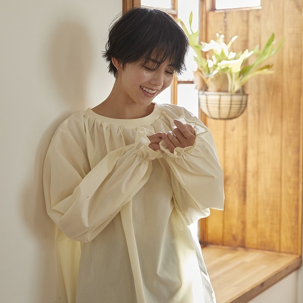 【25FW】ギャザーブラウス / オフホワイト