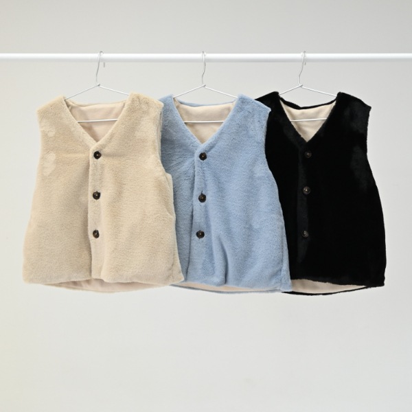 【25FW】ファー ポケット付きベスト / ブラック