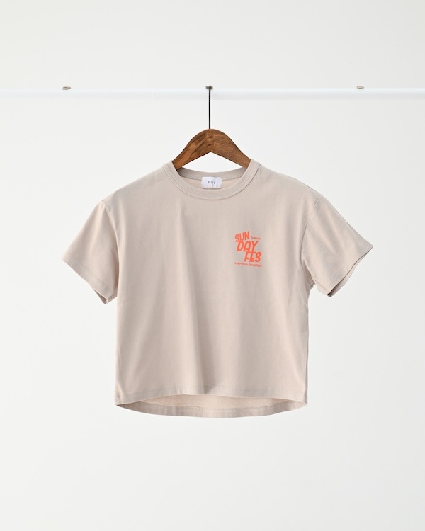 【フォブ】SUNDAY FES Tシャツ / グレージュ  