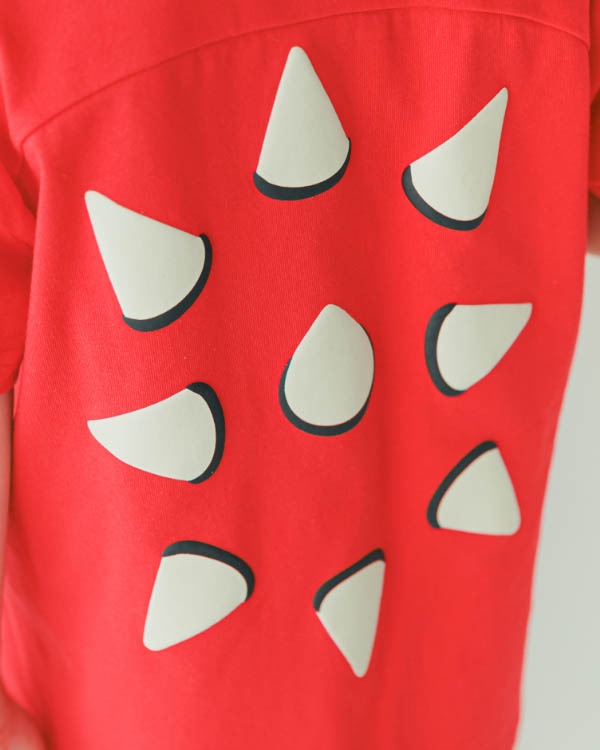 【ニコフラート】恐竜トゲトゲ Tシャツ / レッド