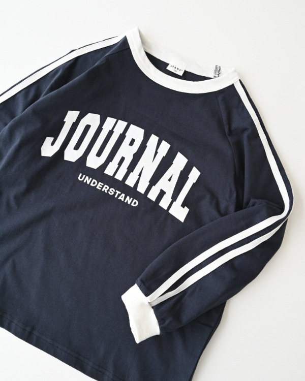 【ジーンズベー】JOURNALラインロングTシャツ / ネイビー