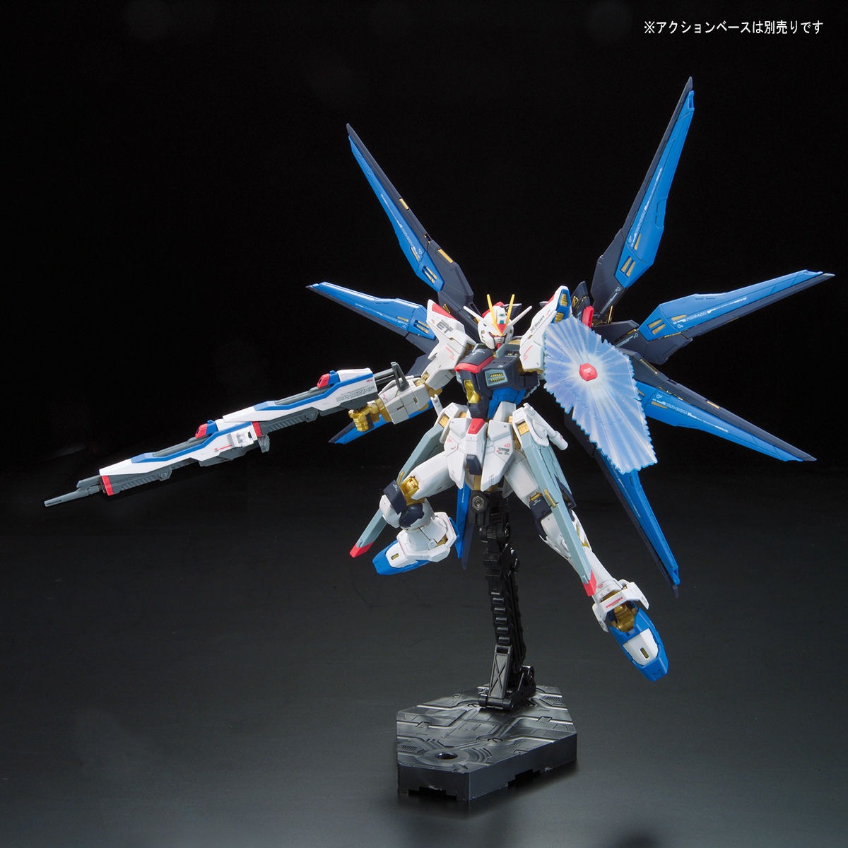 ���� �Х���� RG 1/144 ��ư��Υ������SEED DESTINY ���ȥ饤���ե꡼���६����� �ץ��ǥ�