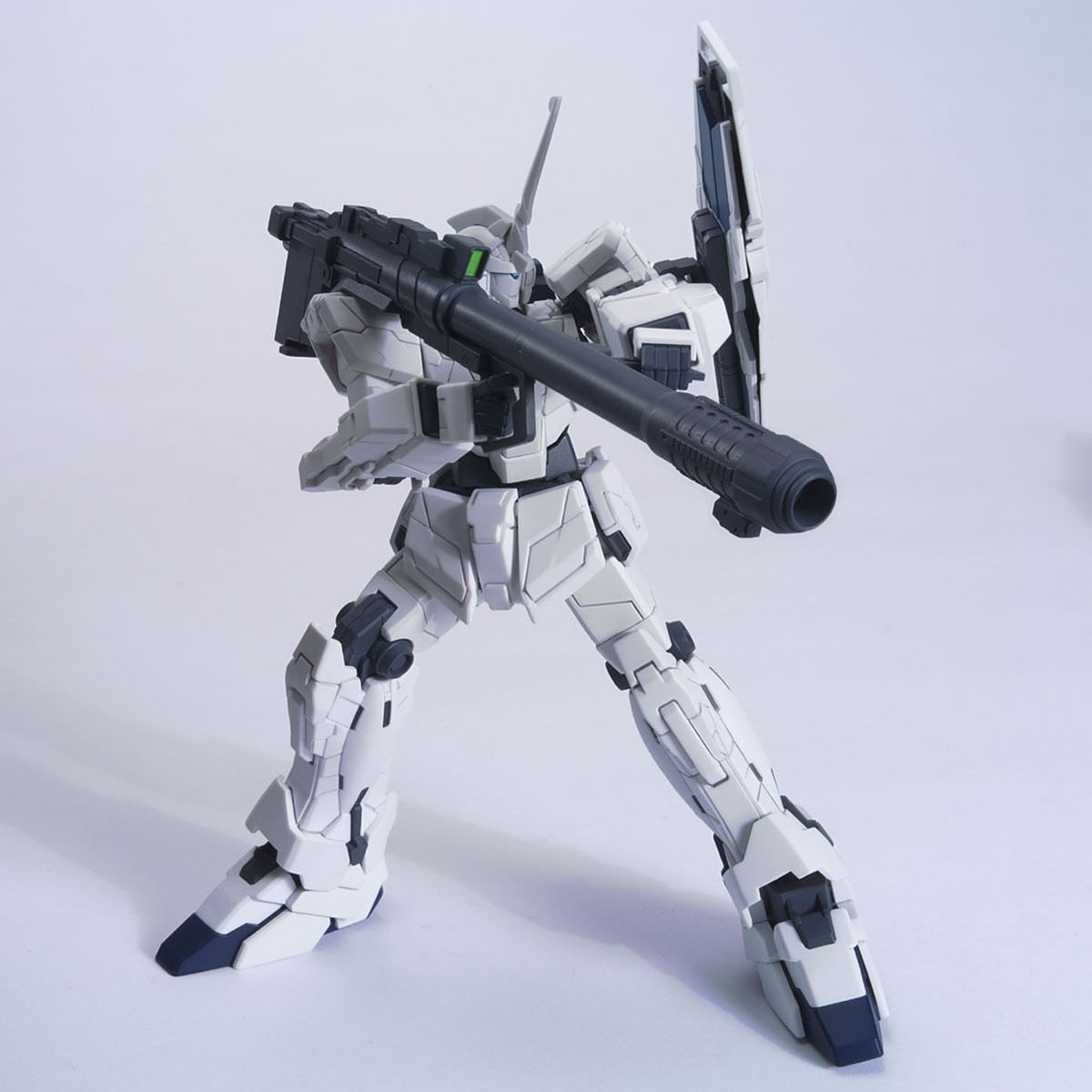 ���� �Х���� HGUC 1/144 ��ư��Υ������UC ��˥����󥬥���� ��˥�����⡼�� �ץ��ǥ�