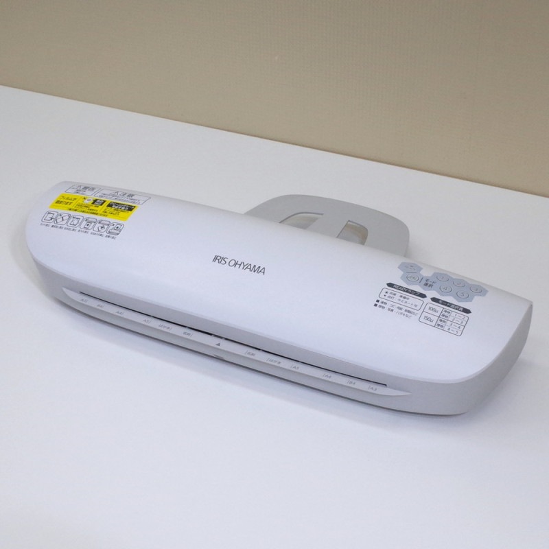 アイリスオーヤマ IRIS OHYAMA LFA34AR ラミネーター ホワイト ４本ローラー 張り紙 掲示板 保護フィルム A3 KK9699 中古オフィス家電 配送サイズ100